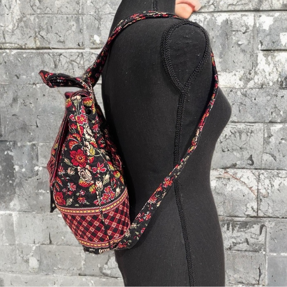Vintage Vera Bradley Floral Quilted Backpack in Anastasia Black & Red Roses GUC - Picture 6 of 16